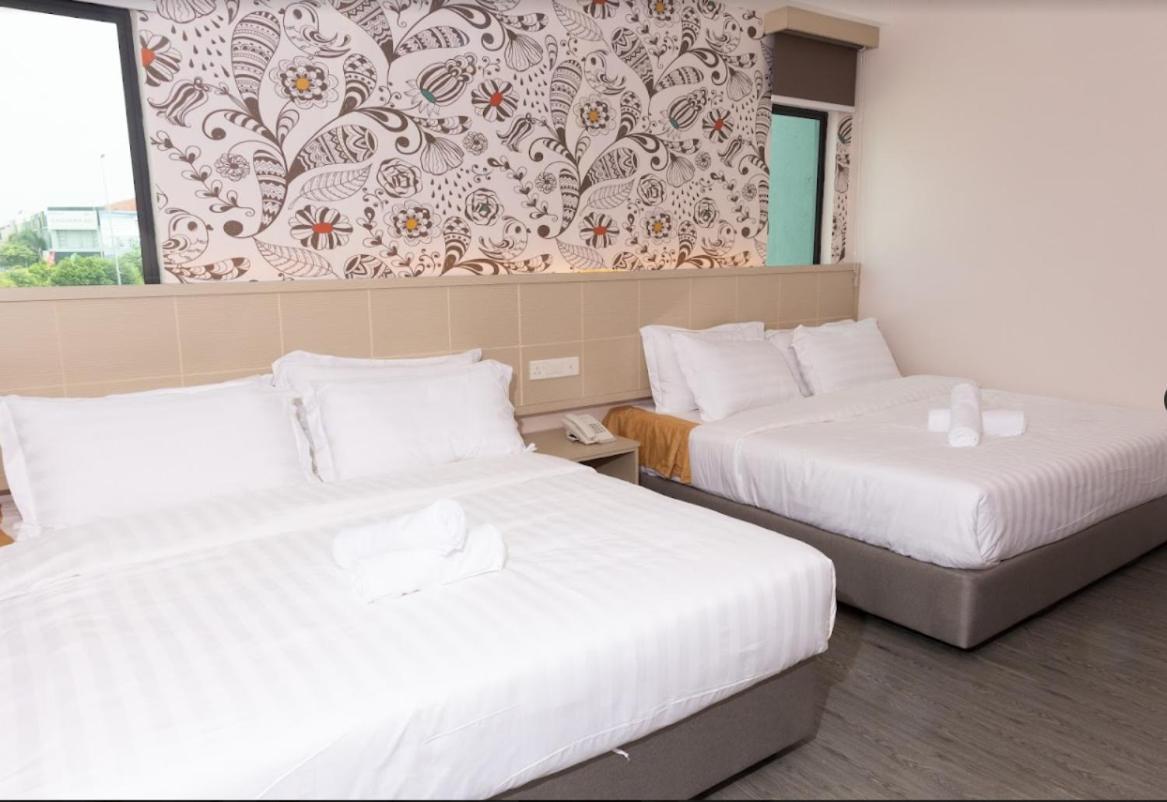 The Crown Hotel @ Klia 세팡 외부 사진