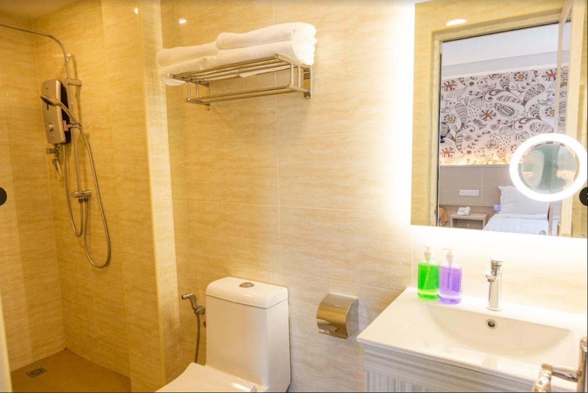 The Crown Hotel @ Klia 세팡 외부 사진