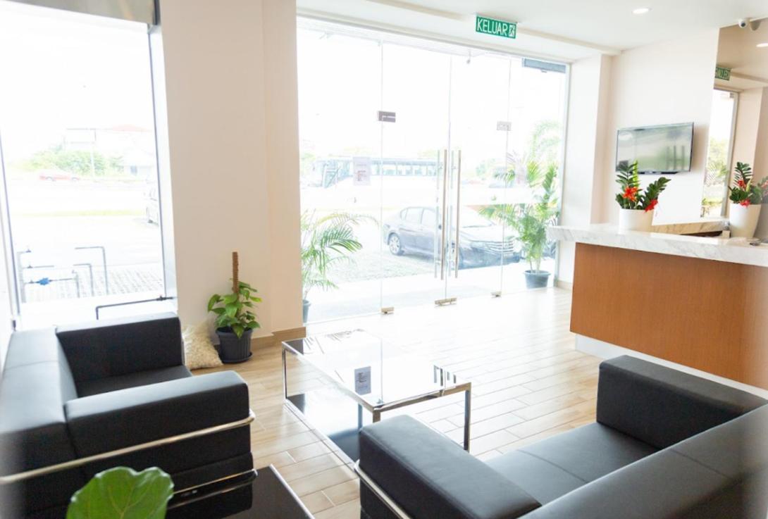 The Crown Hotel @ Klia 세팡 외부 사진